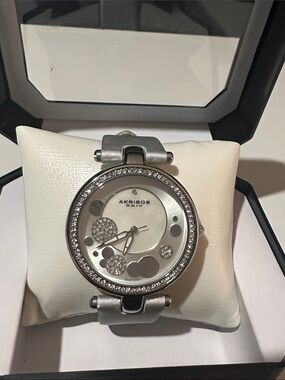 Akribos XXIV Silver Tone Crystal Dial Women's Watch